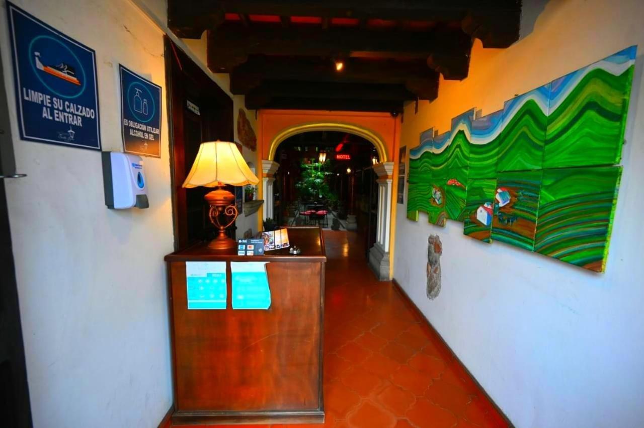 Hotel La Quinta Santa Lucia Antigua Exterior foto